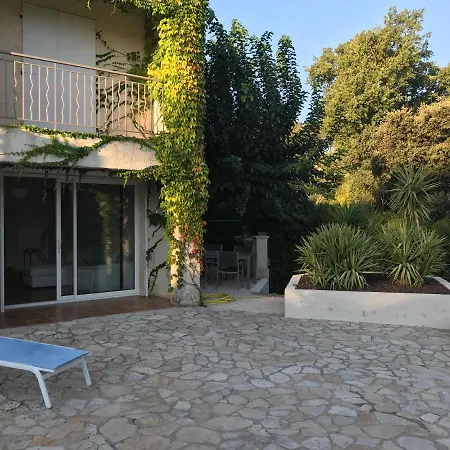 55m2 Dans Avec Piscine Valescure Διαμέρισμα *