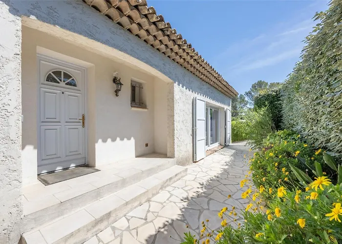 55m2 Dans Avec Piscine Valescure Apartment